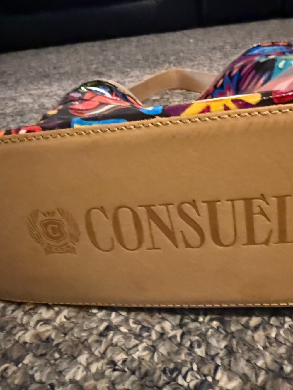 Consuela | Sophie Black Swirly Downtown Crossbody Bag - Picture 3 of 3